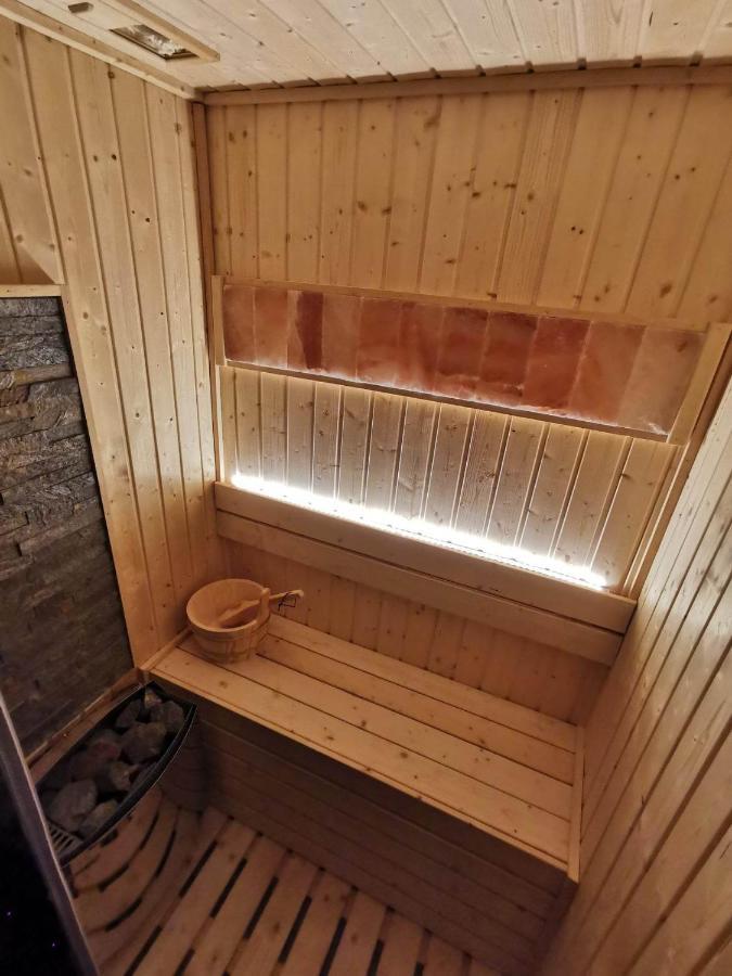 Princ Lux Spa With Free Parking Нови Сад Екстериор снимка